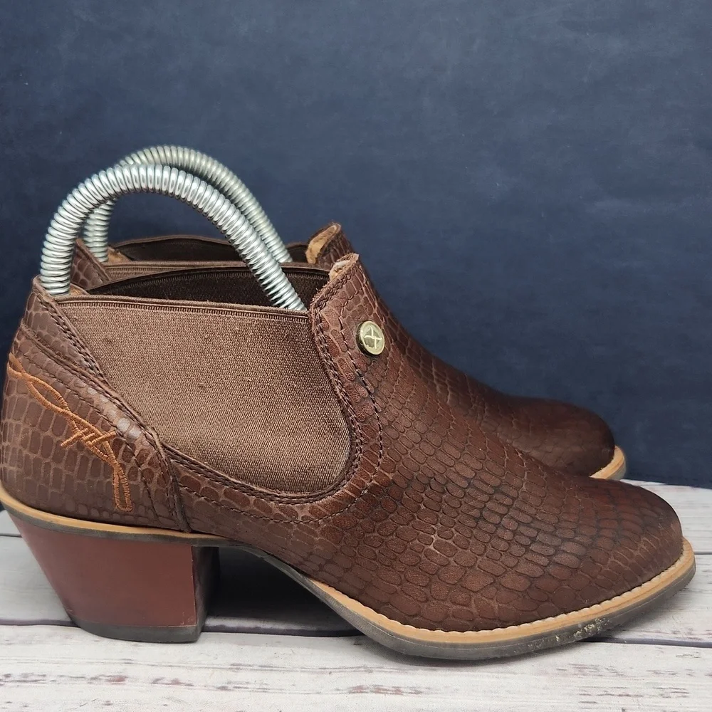 Twisted X | EUC Reptile Croc Embossed Leather Booties Ankle Boots Western Size 6